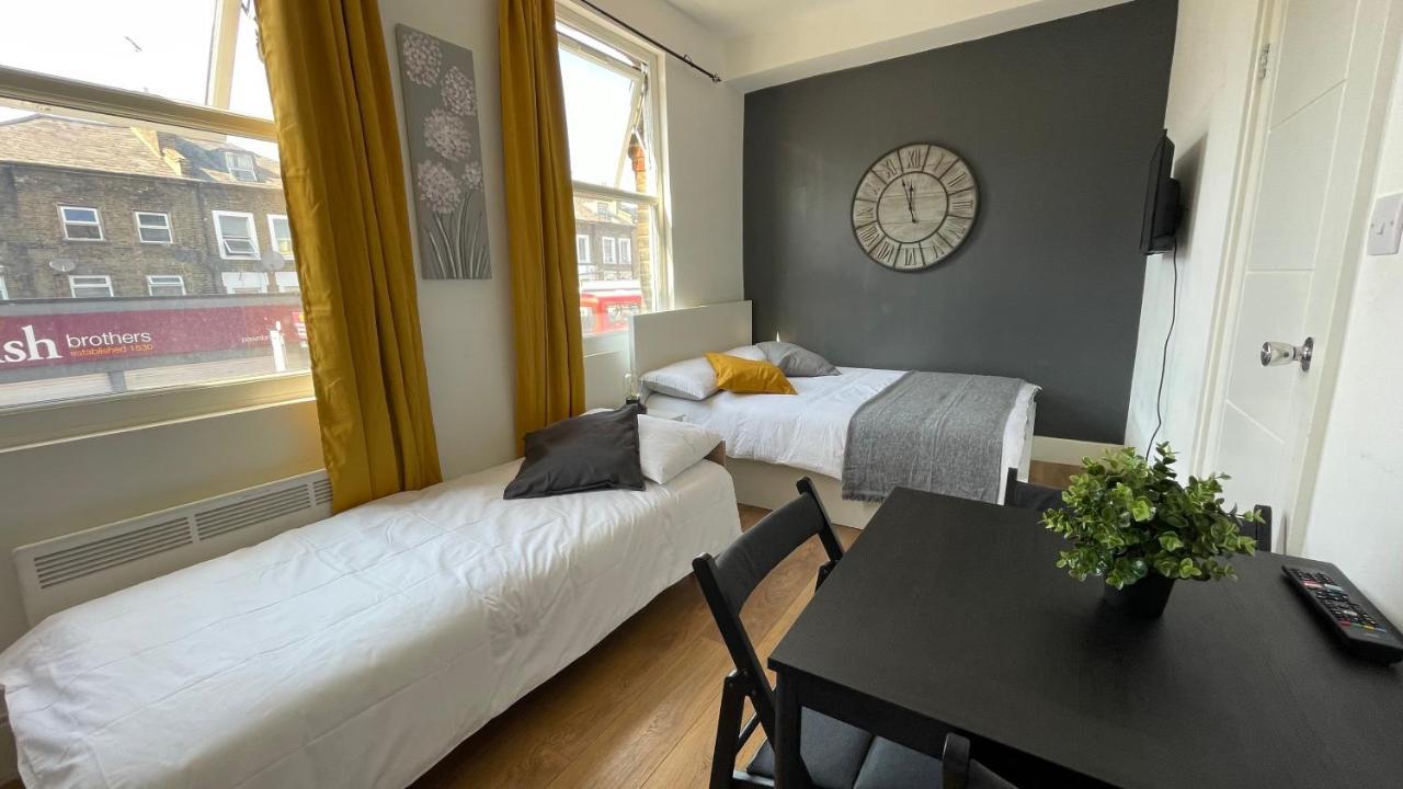 Lovely Studio Flat In The Heart Of Holloway. London Bagian luar foto